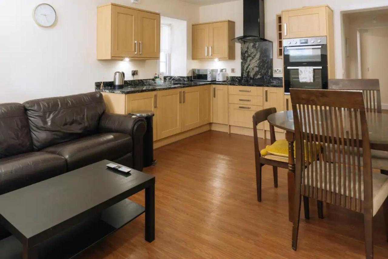 Homely 3 Bedroom In The Heart Of Central EDI Exteriér fotografie