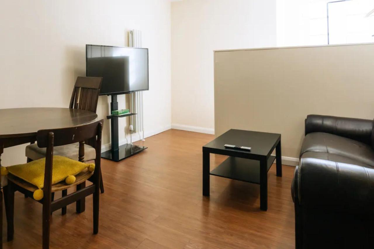 Homely 3 Bedroom In The Heart Of Central EDI Exteriér fotografie